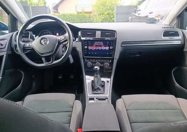 Volkswagen Golf cena 62700 przebieg: 136900, rok produkcji 2019 z Kraków małe 379